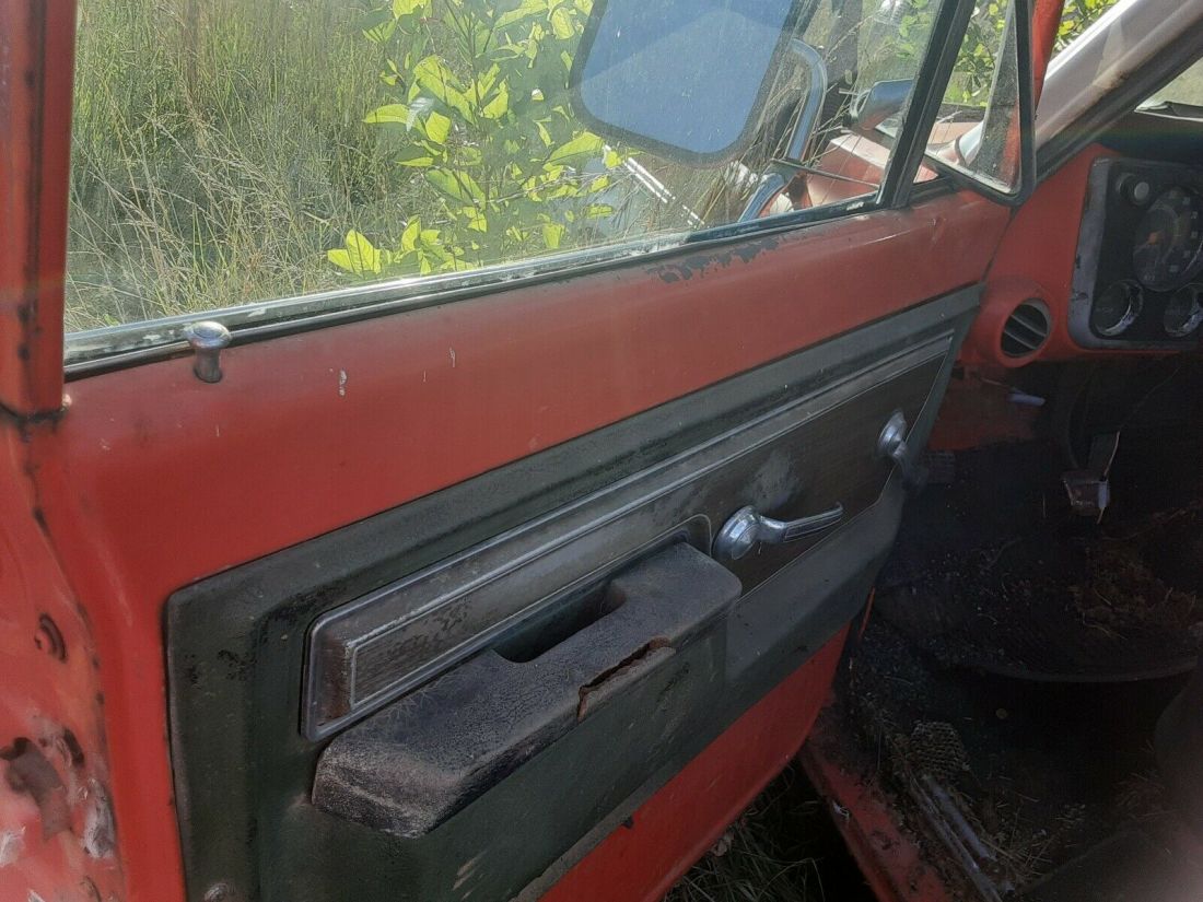 1972 Chevrolet E350 - photo 11