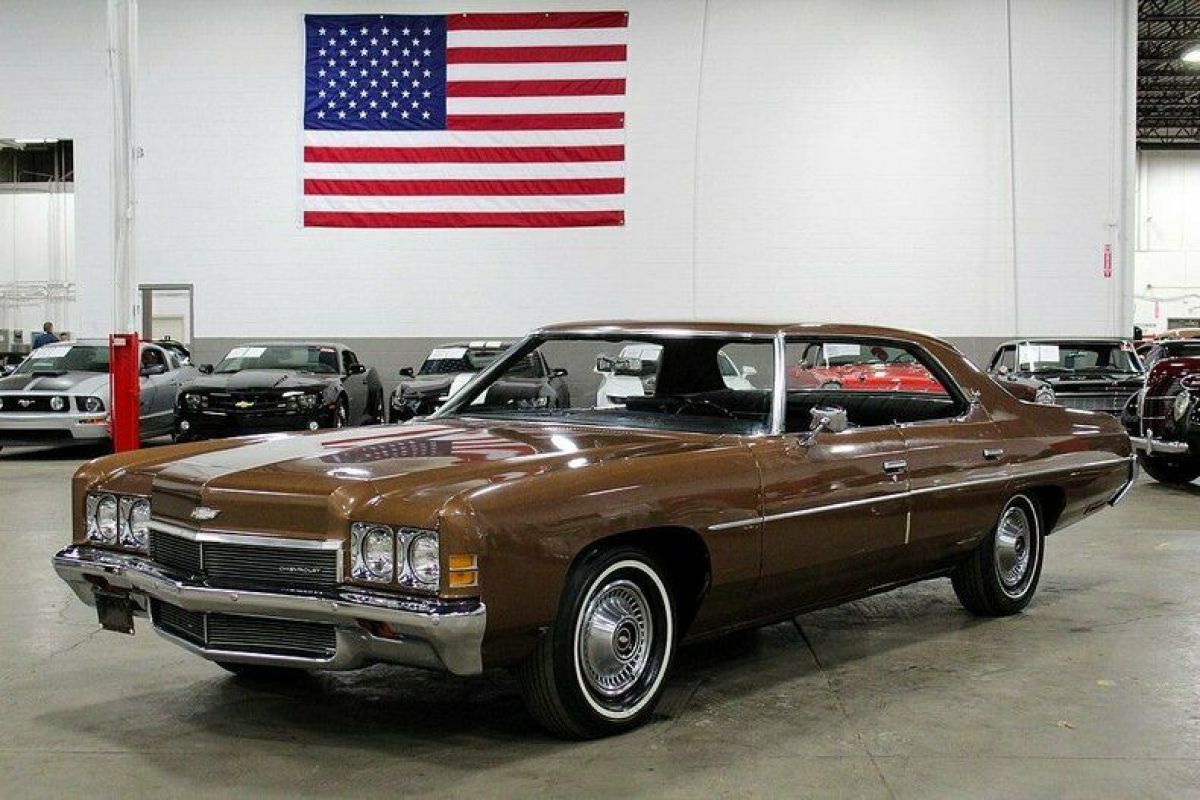 1972 Chevrolet Impala 17548 Miles Brown 350 Automatic 1972 Chevrolet Impala