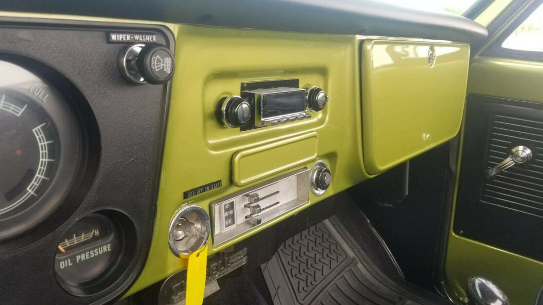 1972 Chevrolet K10 Pickup - photo 10