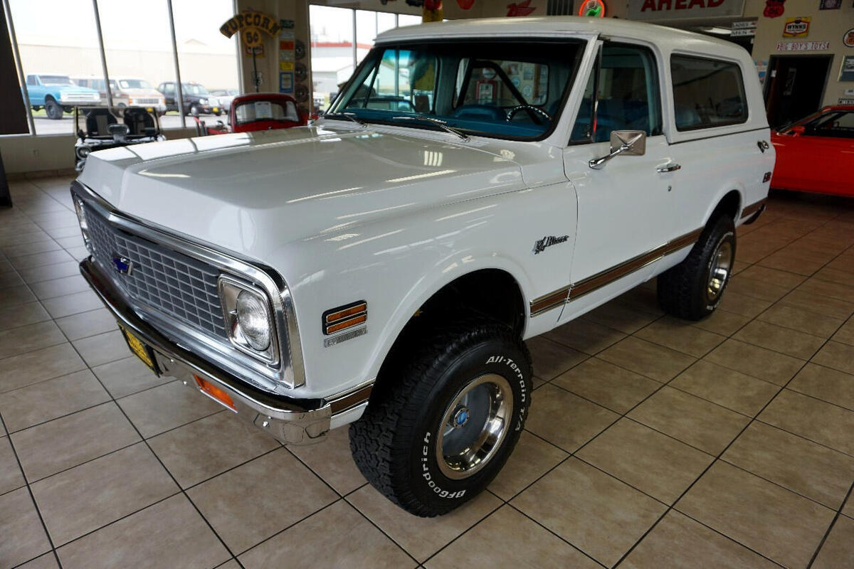 1972 Chevrolet K5 Blazer 4X4 Removable HardTop - photo 3