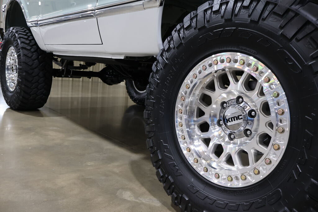 1972 Chevrolet Blazer Blazer K5 "REIMAGINED RESTOMOD RESTORATIO - photo 10
