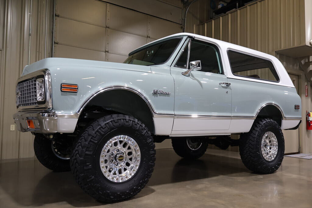 1972 Chevrolet Blazer Blazer K5 "REIMAGINED RESTOMOD RESTORATIO - photo 4