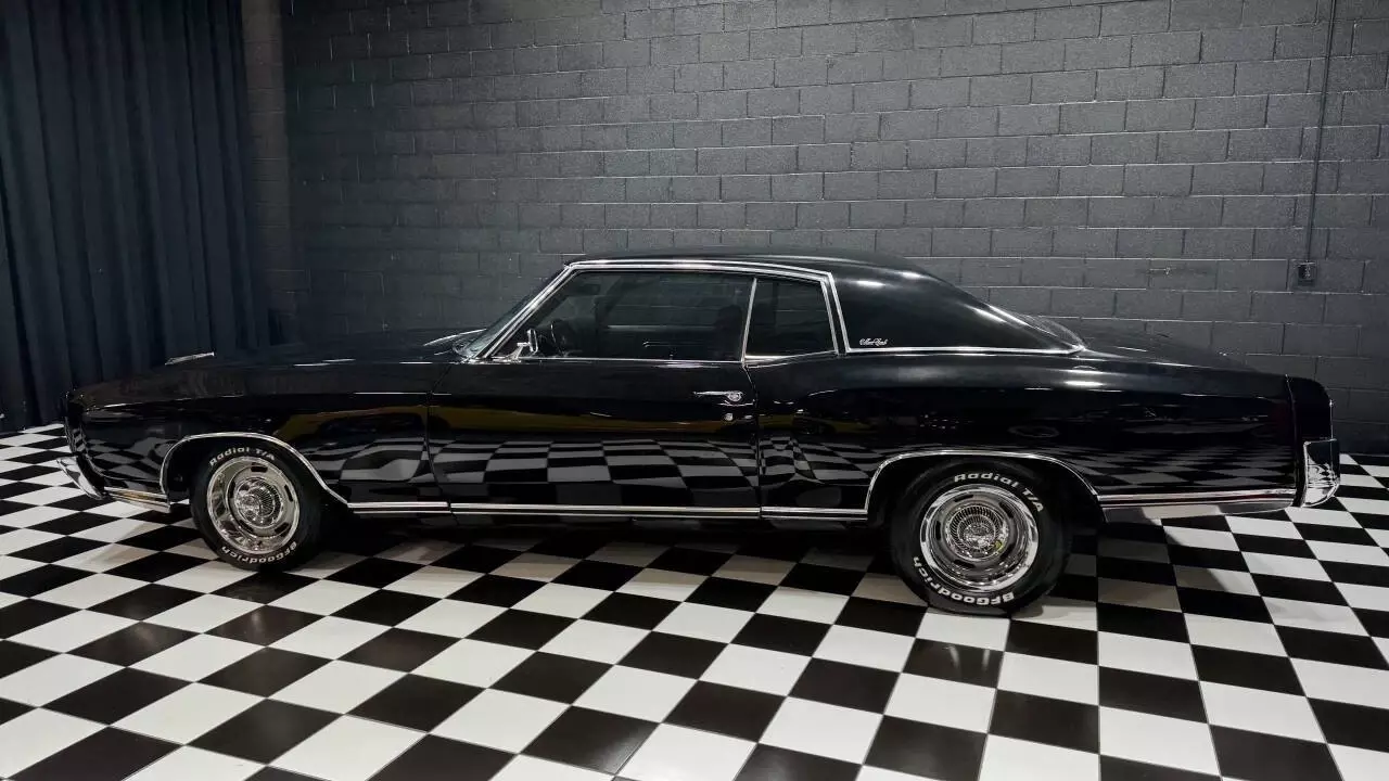 1972 Chevrolet Monte Carlo BUILT 383 STROKER LOADED VINTAGE AC AUTO 12 BOLT - photo 8