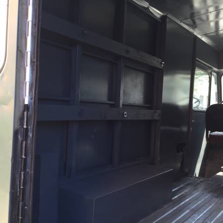 1972 Chevrolet P10 Step Van - photo 6