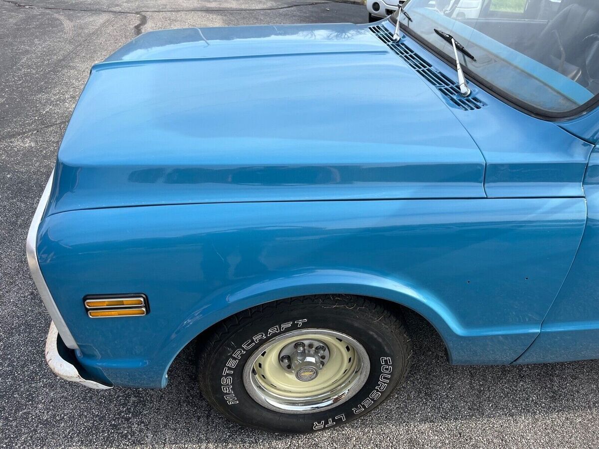 1972 Chevrolet Suburban - photo 9