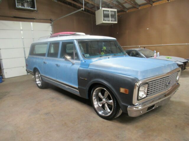 1972 Chevrolet Suburban -- - photo 3