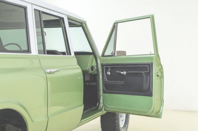 1972 Chevrolet Suburban C-10 3 dr - photo 11