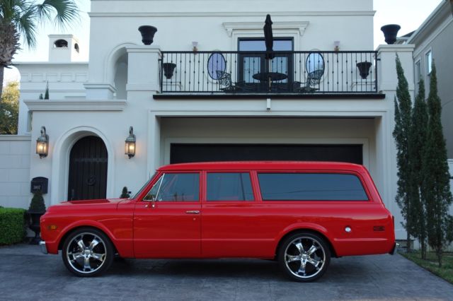 1972 Chevrolet Suburban, Rare 3 door!,Resto Mod, Frame off restored,show winner! 1972 Chevrolet Suburban
