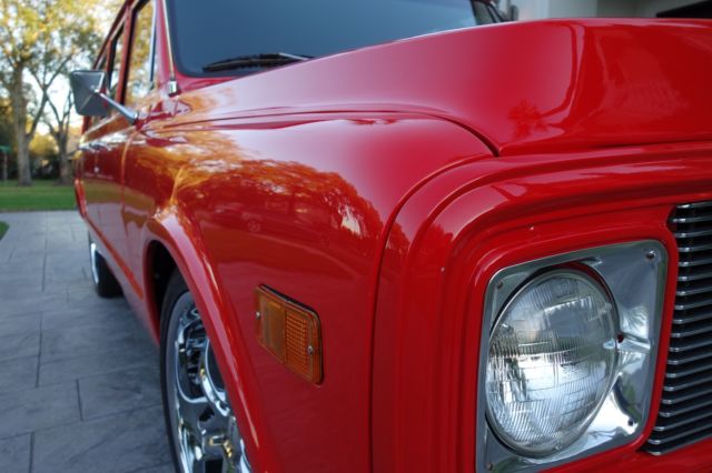 1972 Chevrolet Suburban - photo 8