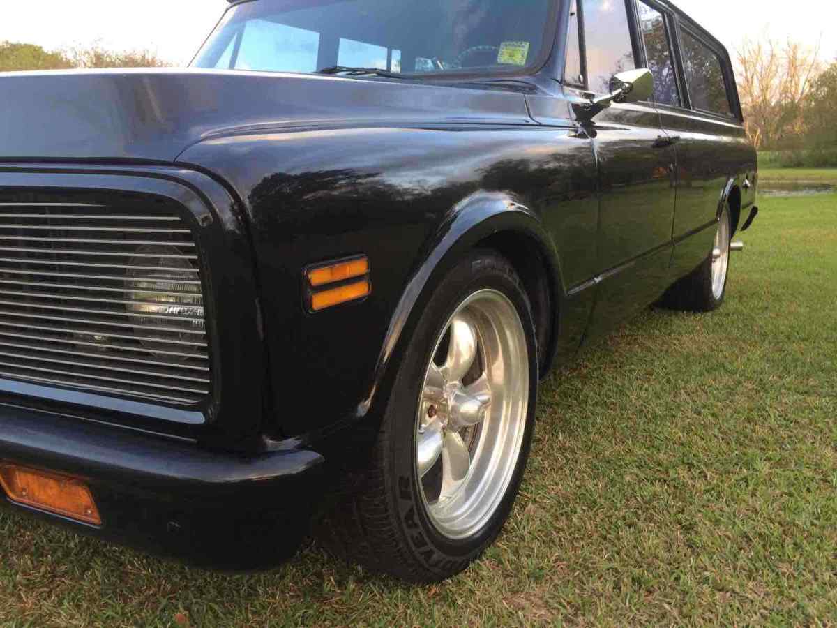 1972 Chevrolet Suburban - photo 10