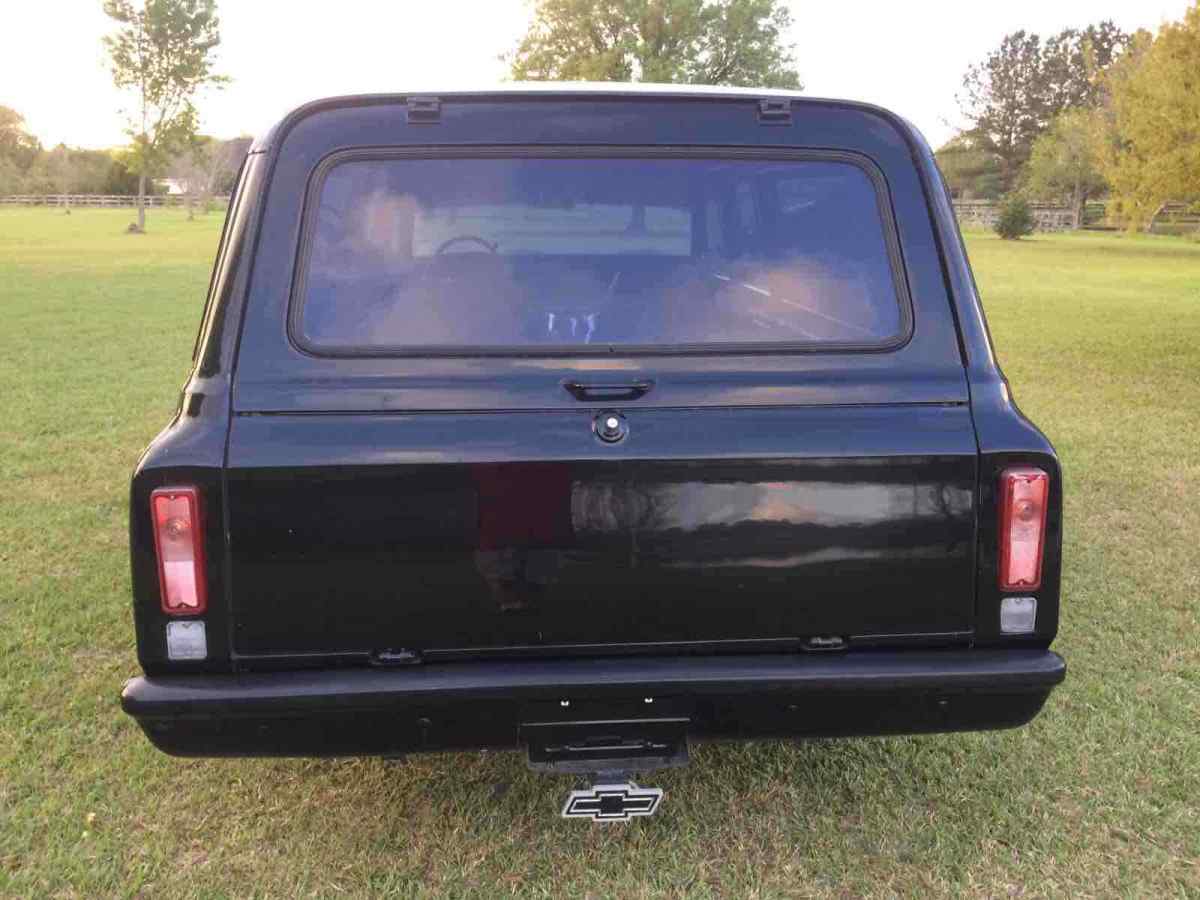 1972 Chevrolet Suburban - photo 4