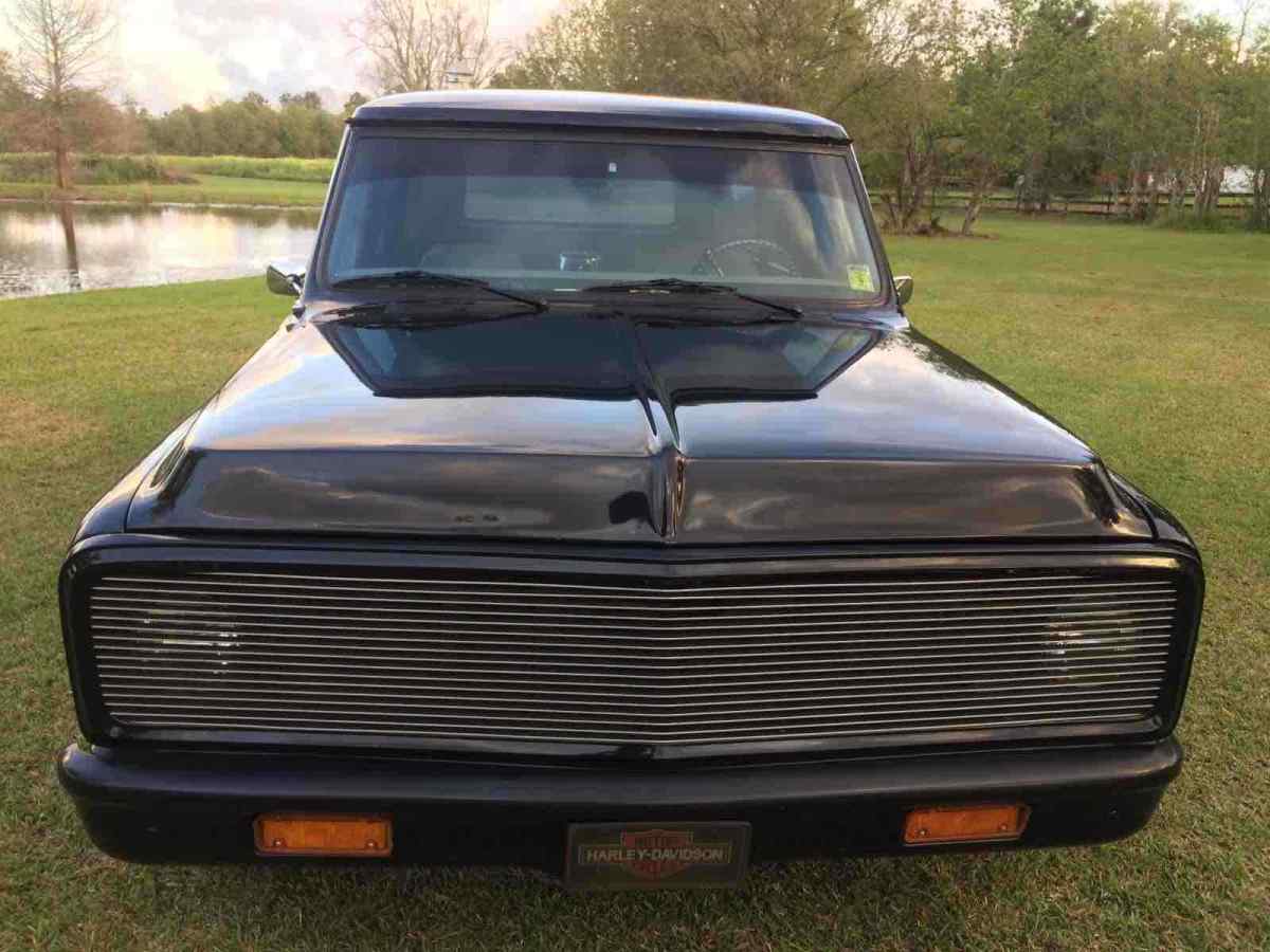 1972 Chevrolet Suburban - photo 7