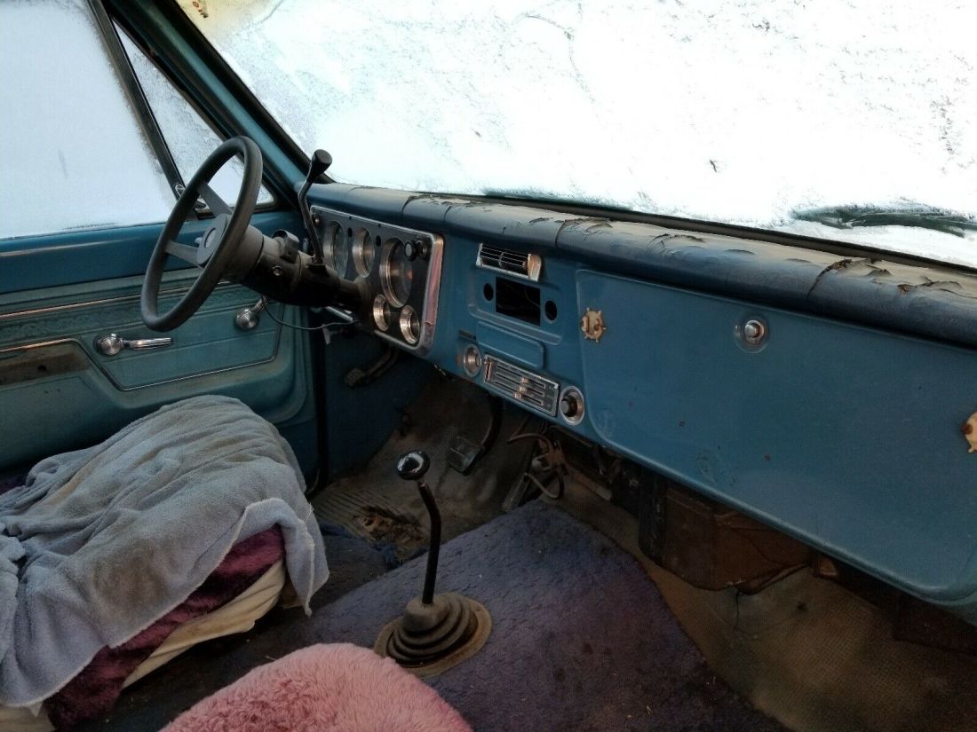 1972 Chevrolet Suburban - photo 13