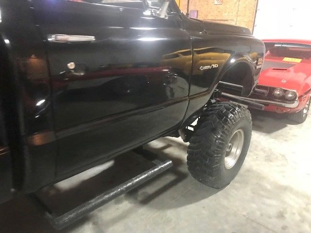 1972 Chevrolet C-10 custom 10 off-road lift 4x4 - photo 9