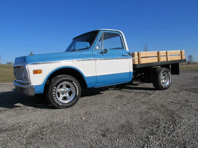 1972 CHEVY C-10 v8 flat bed heavy half 1972 Chevrolet C-10