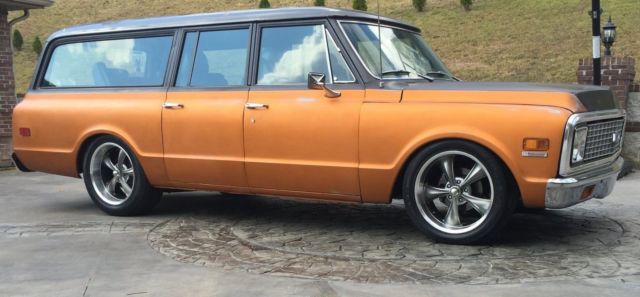 1972 Chevy C10 5.3 LS w/ Air Ride Suburban C-10 Patina Hotrod Restomod Wagon 1972 Chevrolet Suburban