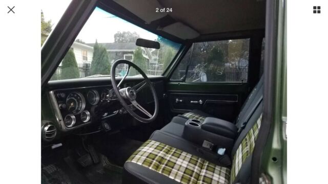 1972 Chevrolet C-10 Suburban - photo 2