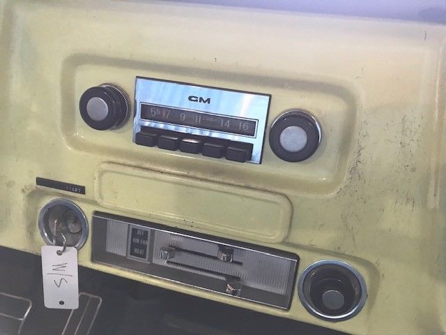 1972 Chevrolet C-10 V8 1/2 ton NO RESERVE! HD Video!! - photo 8