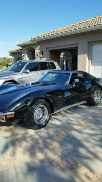 1972 Chevy Corvette 4-speed 1972 Chevrolet Corvette Base Coupe 2-Door