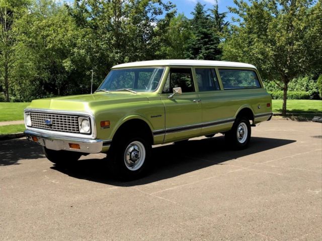 1972 Chevrolet Suburban Custom DLX - photo 2