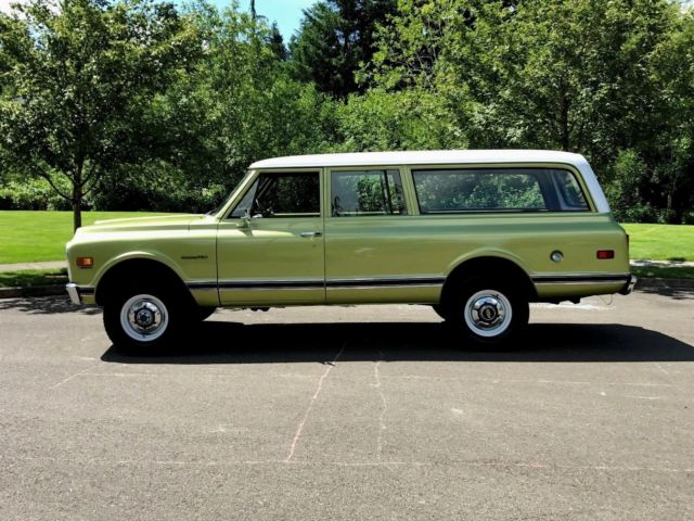 1972 Chevrolet Suburban Custom DLX - photo 3