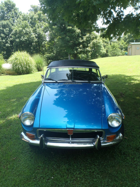 1973 MG MGB Sierra 5 SPEED with an MGB TRAILER - photo 11