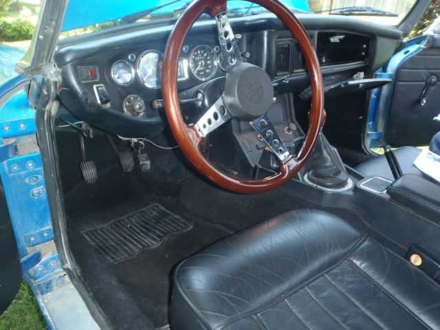 1973 MG MGB Sierra 5 SPEED with an MGB TRAILER - photo 3