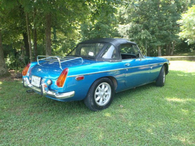 1973 MG MGB Sierra 5 SPEED with an MGB TRAILER - photo 9