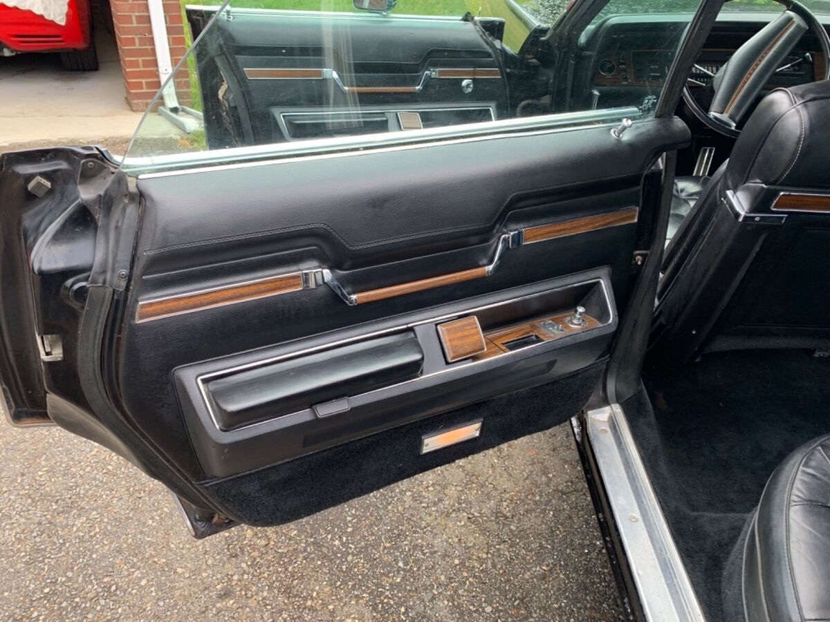 1972 Chrysler Imperial - photo 10