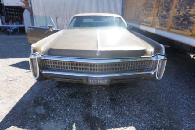 1972 Chrysler Imperial Le Baron 2 door hardtop 1972 Chrysler Imperial