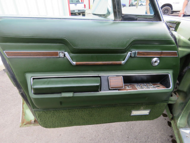 1972 Chrysler Imperial - photo 8