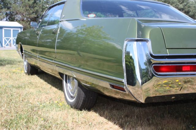 1972 Chrysler New Yorker - photo 2