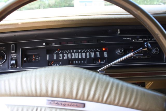 1972 Chrysler New Yorker - photo 6