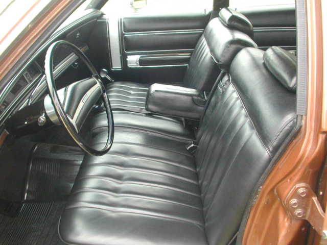 1972 Chrysler Town & Country - photo 5
