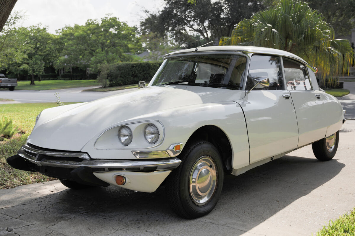 1972 Citroen DS21 for sale! 1972 Citroen DS21