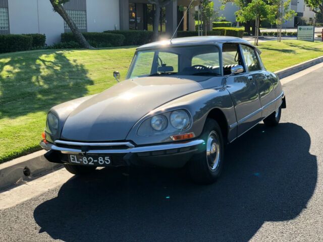 1972 Citroen DS23 PALLAS WITH ORIGINAL A/C FROM THE FACTORY (FULLY RESTORED) 1972 Citroën DS23 PALLAS