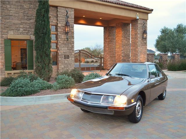 1972 Citroën SM 5-Spd Coupe