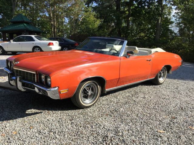 1972 Buick Skylark convertible with lots of chrome - photo 4