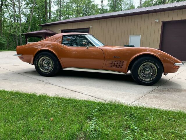 1972 Chevrolet Corvette LS5 Deluxe Interior - photo 5
