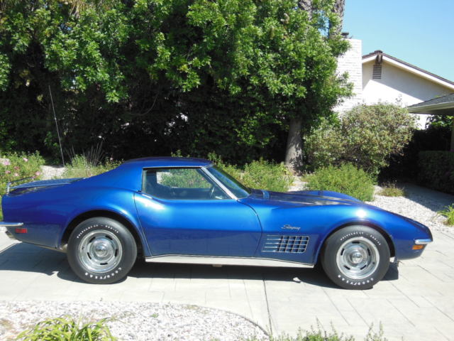 1972 CORVETTE STINGRAY COUPE WITH 4 SPEED, FACTORY AIR CONDITIONING& LEATHER 1972 Chevrolet Corvette