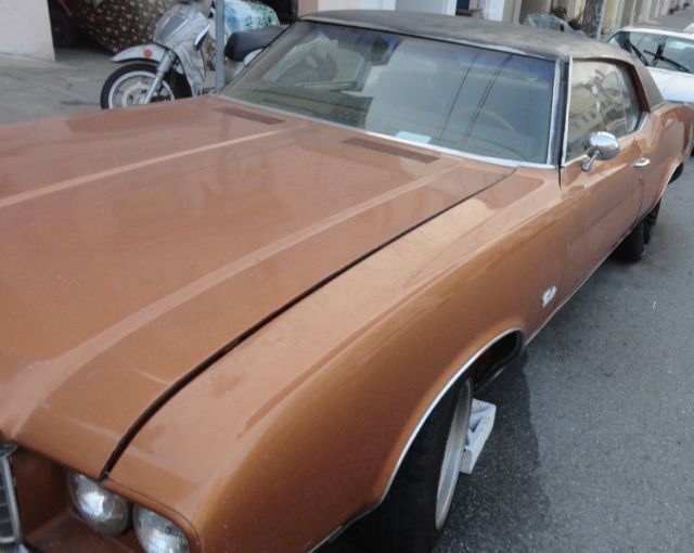 1972 cutlass supreme 350 rocket engine complete runs, needs TLC make BIG MONEY 1972 Oldsmobile Cutlass --some