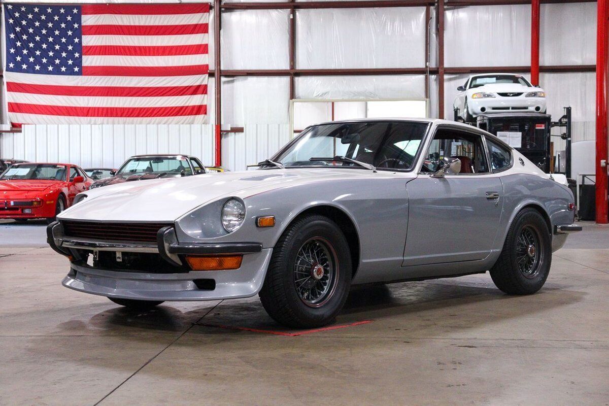 1972 Datsun 240Z 27107 Miles Silver/White Coupe 6 cylinder Manual 1972 Datsun Z-Series