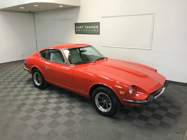 1972 DATSUN 240Z. 4-SPEED, A/C. CUSTOM ALLOYS, GOODYEAR RADIALS. 104,649 MILES. 1972 Datsun Z-Series 1972 DATSUN 240Z