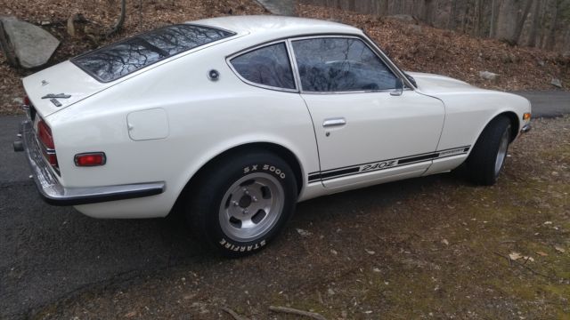 1972 Datsun 240Z - Refreshed, Shows 53K miles, Bob Sharp dealer invoice. 1972 Datsun Z-Series