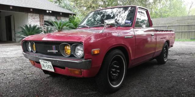 1972 Datsun 620 pickup - photo 2