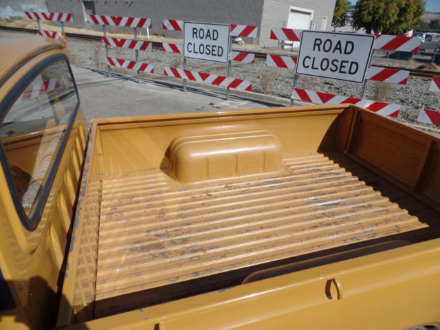 1972 Datsun 1600 Pick Up - photo 10