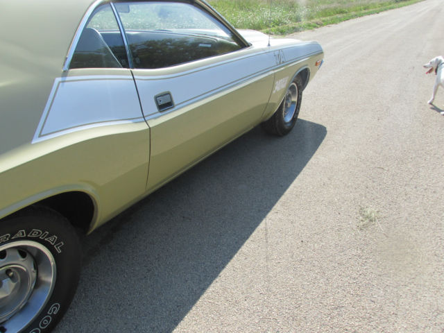 1972 Dodge Challenger - photo 12
