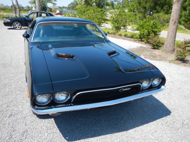 1972 Dodge Challenger - photo 2