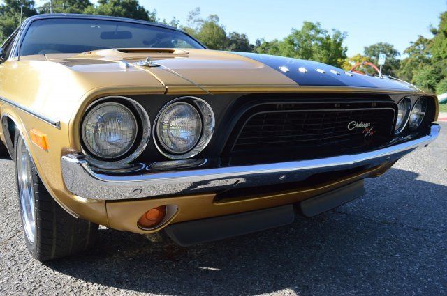 1972 Dodge Challenger -- - photo 4