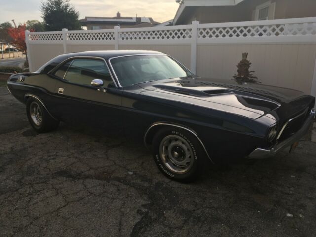 1972 Dodge Challenger Midnight Blue